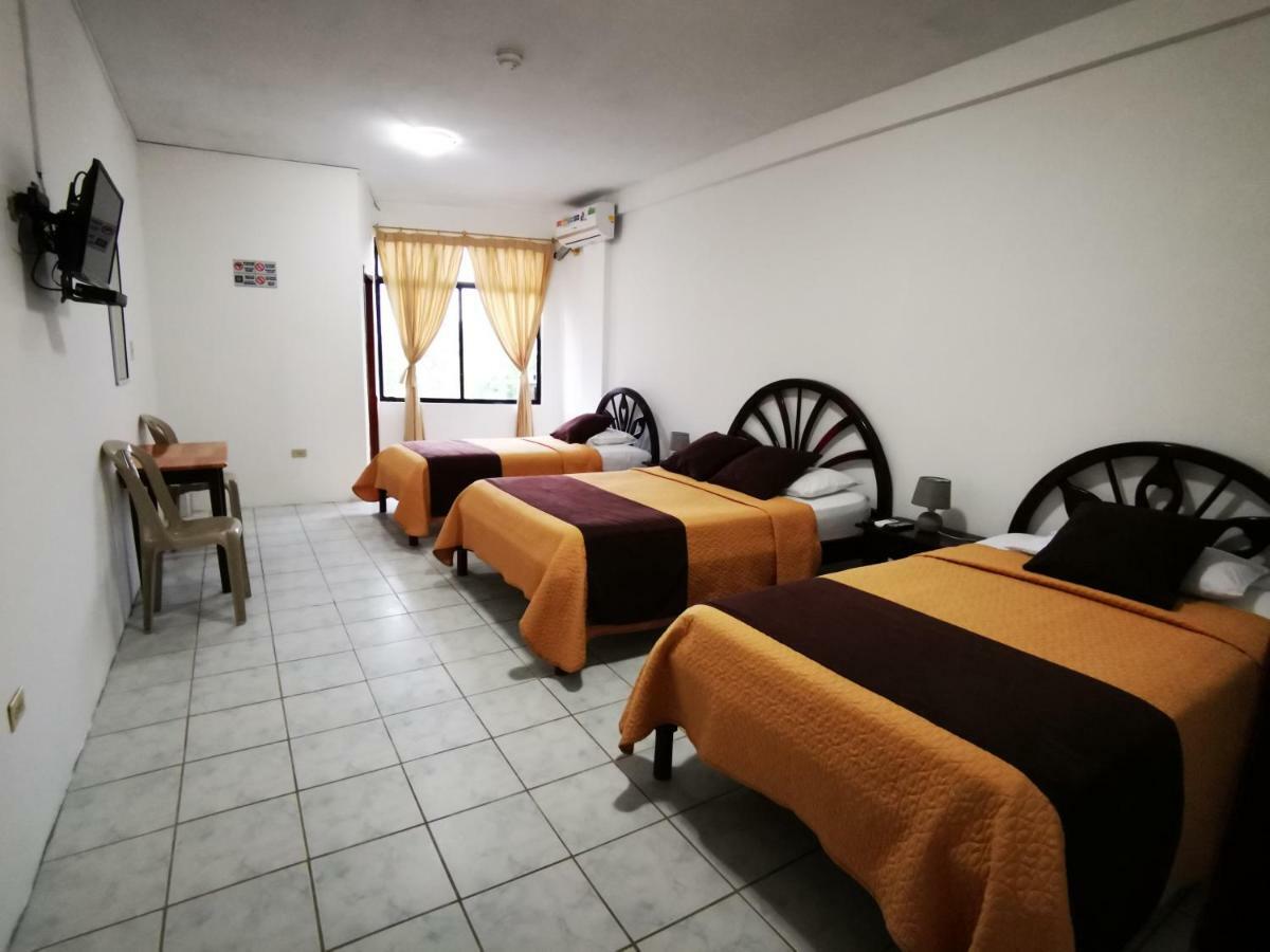 Hostal La Isla Del Descanso Puerto Villamil Eksteriør billede